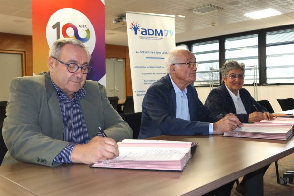 L’association des maires et le SIEDS formalisent leurs bonnes pratiques